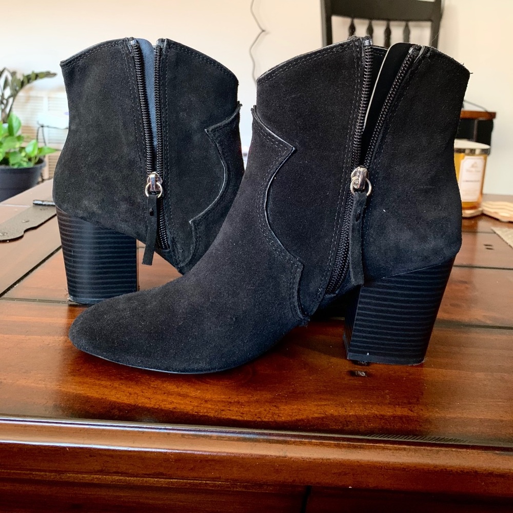 Leather heeled boots from Zara